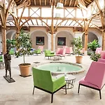 Le Couvent Des Minimes, Un & L'occitane En Provence 5*