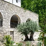 Le Couvent Des Minimes, Un & L'occitane En Provence Hotel Mane (Alpes-de-Haute-Provence)