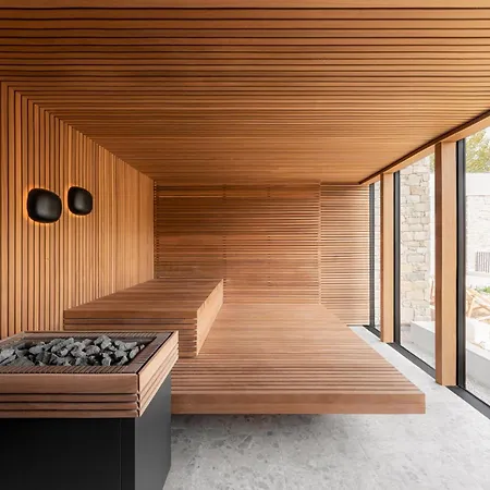 Le Couvent Des Minimes, Un & L'occitane En Provence