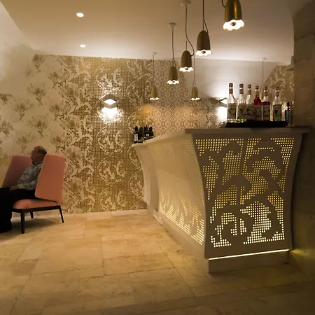 Hotel Le Couvent Des Minimes, Un Hôtel&spa L'occitane En Provence Mane (Alpes-de-Haute-Provence)